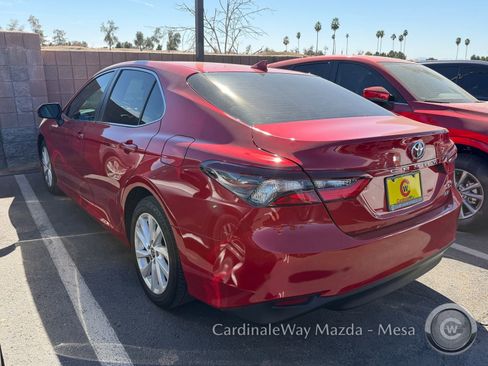 Used 2023 Toyota Camry LE image 4