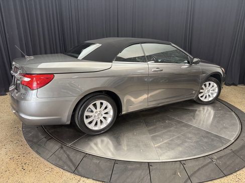 Used 2013 Chrysler 200 Touring image 31