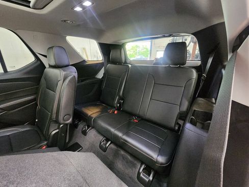 Used 2019 Chevrolet Traverse LT w/ LT Premium Package AWD/4WD image 33