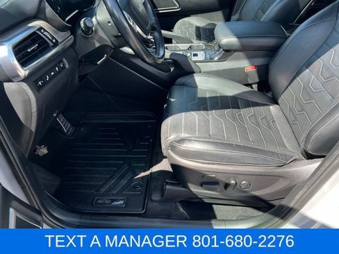 Used 2022 Kia Telluride SX w/ SX Prestige Package AWD/4WD image 21