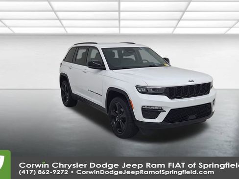 Certified 2023 Jeep Grand Cherokee Limited w/ Black Appearance Package image 2