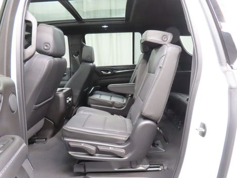 Used 2023 GMC Yukon XL Denali w/ Max Trailering Package AWD/4WD image 13