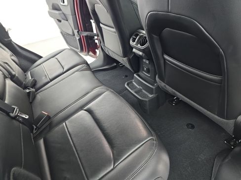 Used 2021 Jeep Wrangler Unlimited Sahara image 11