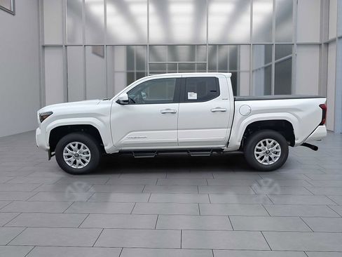 New 2025 Toyota Tacoma SR5 image 2
