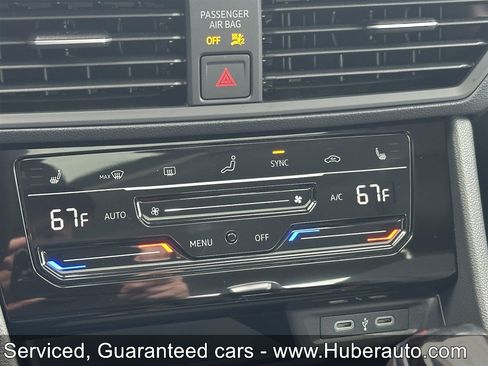 Used 2026 Volkswagen Jetta SE FWD image 20