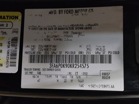 Used 2019 Ford Fusion Titanium image 33