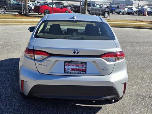 Certified 2025 Toyota Corolla LE image 3