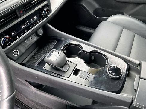 Certified 2023 Nissan Rogue SV w/ SV Premium B Package image 20