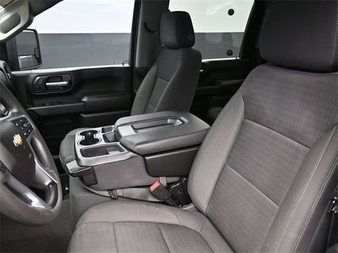 Used 2022 Chevrolet Silverado 2500 Custom w/ Custom Convenience Package image 19