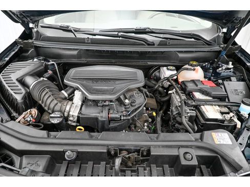 Certified 2022 Cadillac XT5 Premium Luxury FWD image 59