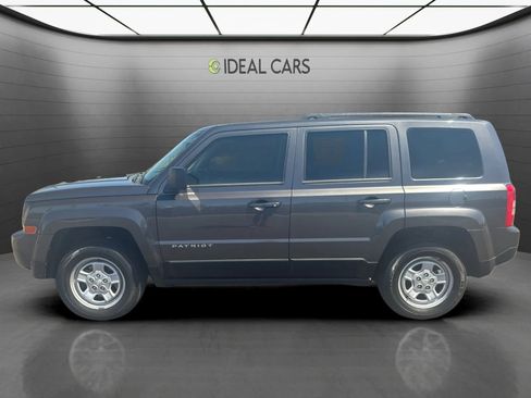 Used 2016 Jeep Patriot Sport w/ Power Value Group AWD/4WD image 8