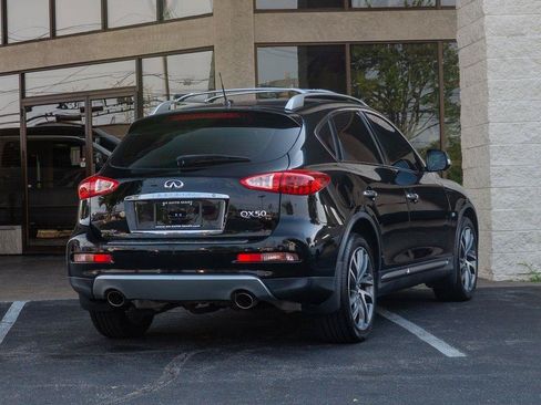 Used 2017 INFINITI QX50 2WD w/ Premium Plus Package image 3