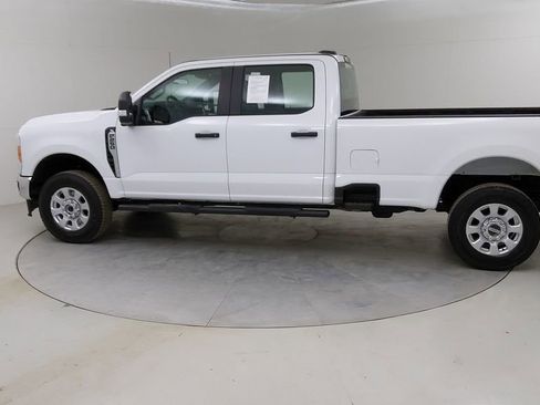 Certified 2023 Ford F250 XL w/ XL Chrome Package image 17