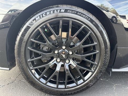 Used 2018 Ford Mustang GT Premium w/ GT Performance Package image 19