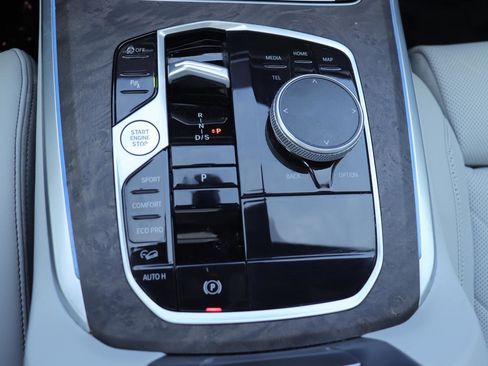 Certified 2024 BMW X5 xDrive40i w/ Premium Package image 44