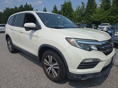 Used 2017 Honda Pilot EX-L image 2