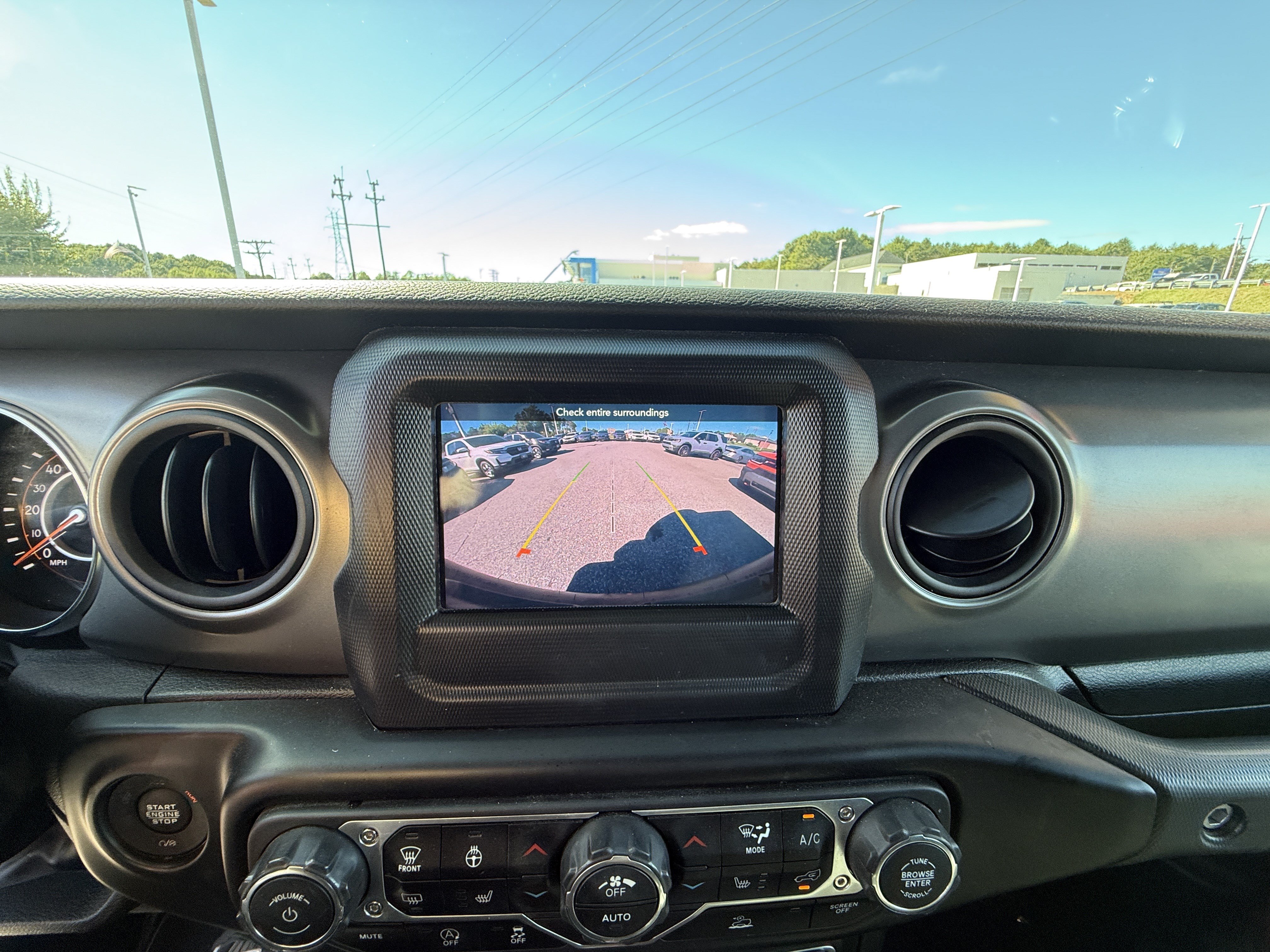 Used 2022 Jeep Wrangler Unlimited Sport AWD/4WD image 25