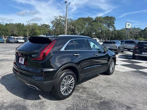 Used 2024 Cadillac XT4 Premium Luxury image 51