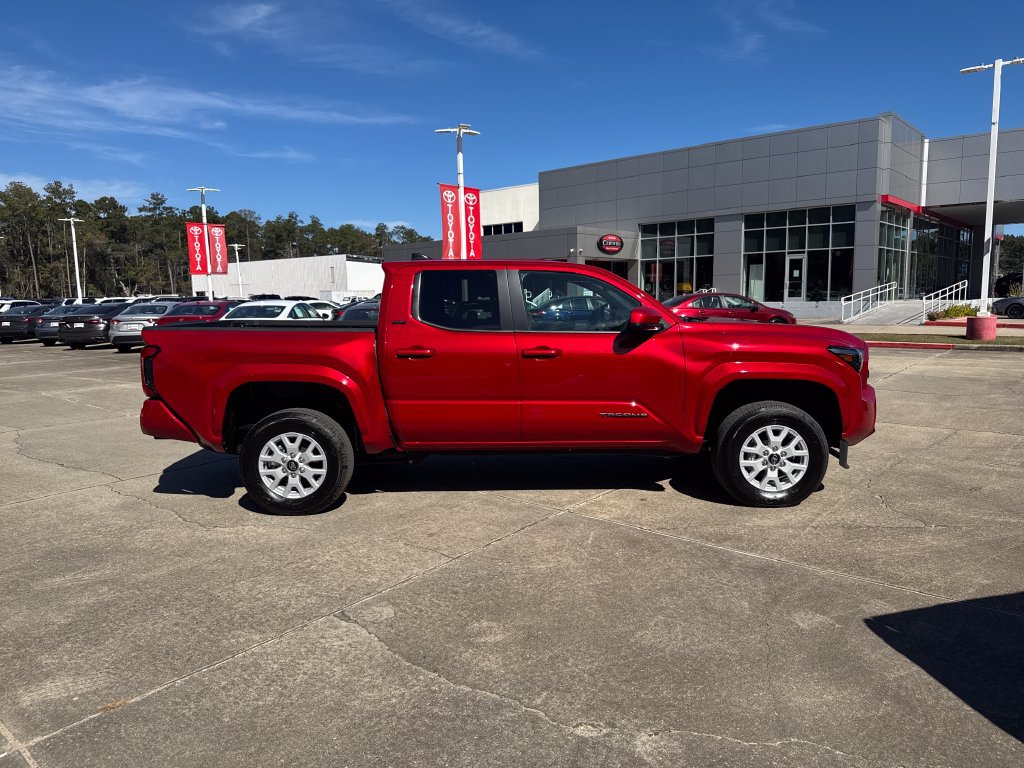 Certified 2026 Toyota Tacoma SR5 AWD/4WD image 8