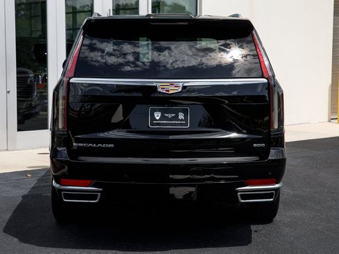 Used 2021 Cadillac Escalade Premium Luxury Platinum RWD image 14