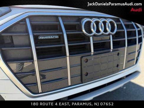 Used 2021 Audi Q5 2.0T Premium Plus w/ Premium Plus Package AWD/4WD image 23