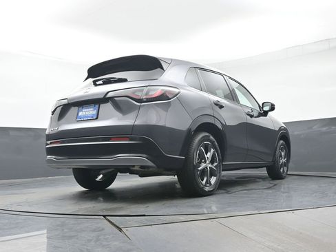 Certified 2023 Honda HR-V EX-L image 33