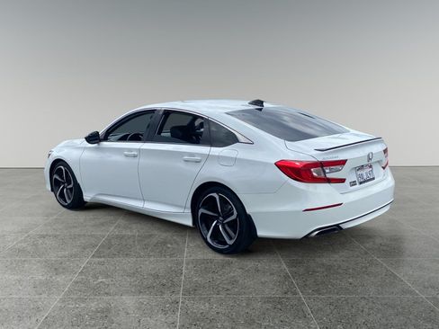 Used 2022 Honda Accord Sport image 3