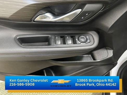 Certified 2022 GMC Terrain SLE w/ LPO, Floor Liner Package FWD image 8