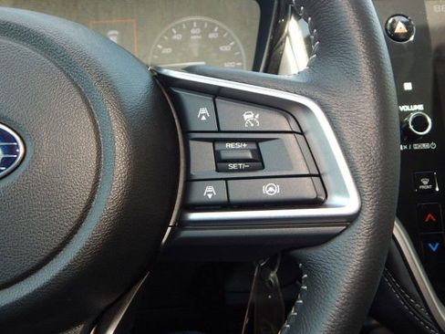 Used 2025 Subaru Outback Premium w/ Popular Package #1A AWD/4WD image 26