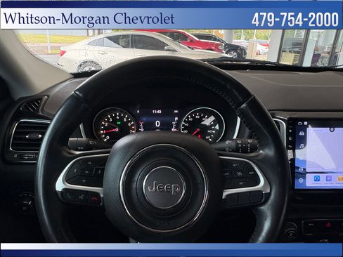 Used 2021 Jeep Compass Latitude FWD image 15