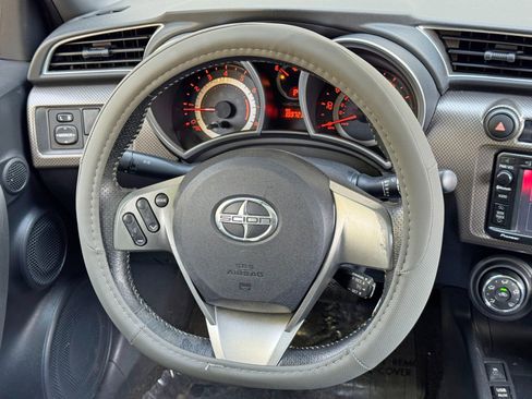 Used 2014 Scion tC 10 Series image 19