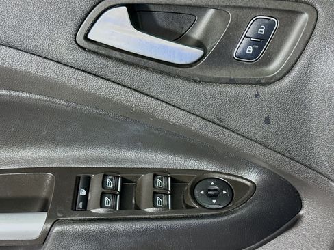 Used 2019 Ford Escape SE AWD/4WD image 24