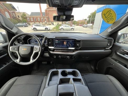 Used 2022 Chevrolet Silverado 1500 LT image 22