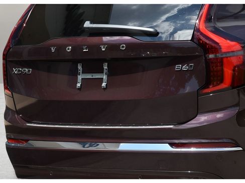 Certified 2026 Volvo XC90 B6 Core w/ Protection Package Premier AWD/4WD image 30