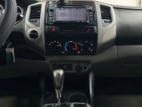 Used 2015 Toyota Tacoma 4x4 Double Cab w/ TRD Sport Package image 24