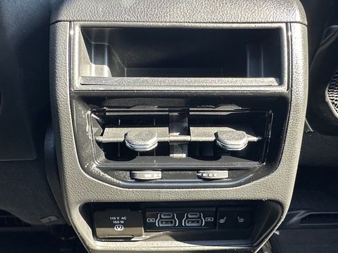 Used 2023 Jeep Grand Cherokee 4xe image 25