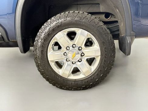 Used 2021 Chevrolet Silverado 2500 LTZ w/ LTZ Premium Package AWD/4WD image 33