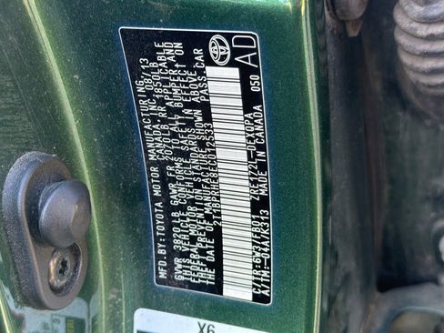 Used 2014 Toyota Corolla LE image 12