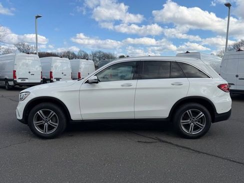 Used 2022 Mercedes-Benz GLC 300 4MATIC image 4