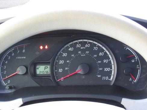 Used 2014 Toyota Sienna LE FWD image 24