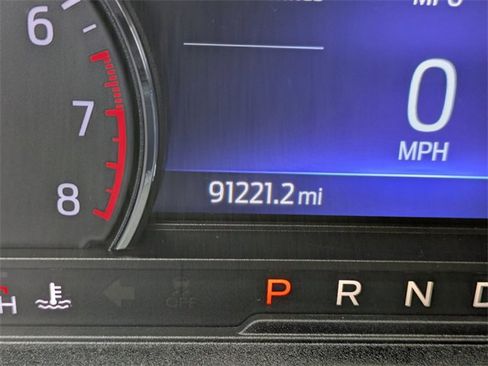 Used 2022 Ford Explorer Limited w/ Equipment Group 301A image 37