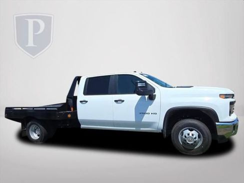 New 2026 Chevrolet Silverado 3500 W/T w/ WT Convenience Package AWD/4WD image 4