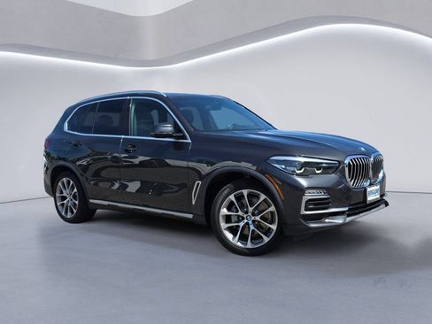 Used 2020 BMW X5 xDrive40i w/ Convenience Package AWD/4WD image 2