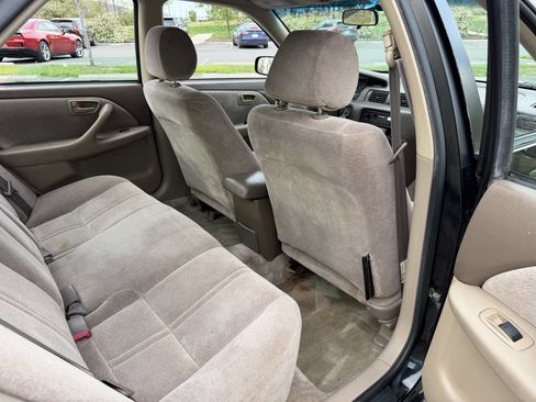 Used 1997 Toyota Camry CE image 22
