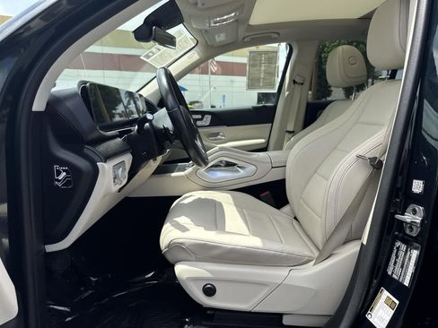 Used 2021 Mercedes-Benz GLE 450 4MATIC w/ 3rd Row Seat Package image 24