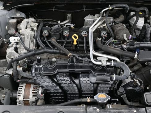Used 2024 Nissan Altima 2.5 SR FWD image 38