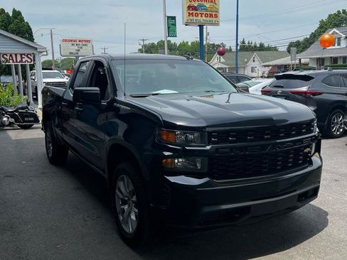 Used 2022 Chevrolet Silverado 1500 Custom AWD/4WD image 4