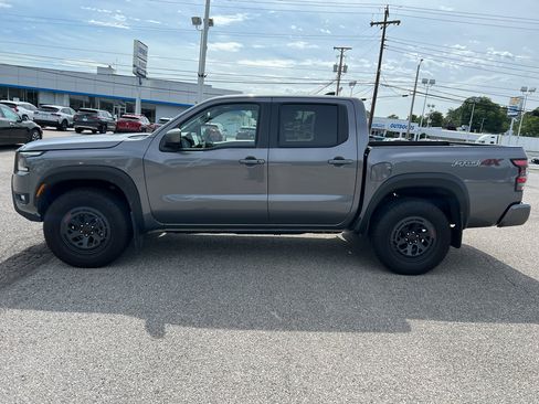 Used 2026 Nissan Frontier PRO-4X AWD/4WD image 8