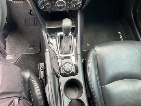 Used 2015 MAZDA MAZDA3 i Sport FWD image 19