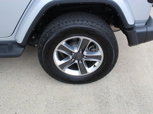 Used 2022 Jeep Wrangler Unlimited Sahara w/ Cold Weather Group image 7